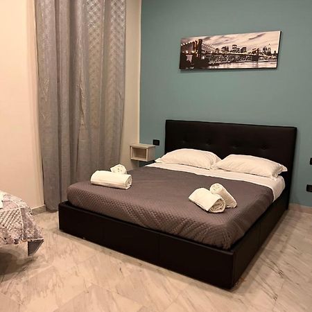 Hotel Poerio Naples Luaran gambar