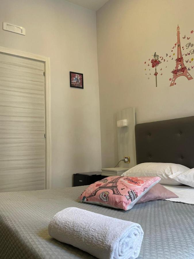 Hotel Poerio Naples Luaran gambar