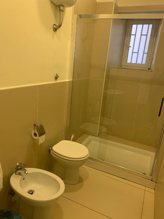 Hotel Poerio Naples Luaran gambar
