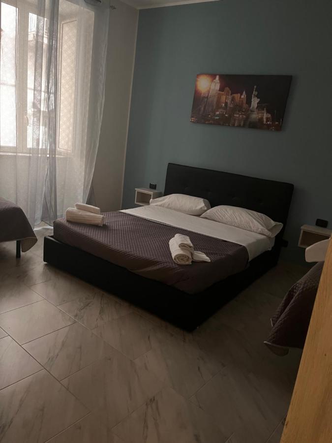 Hotel Poerio Naples Luaran gambar