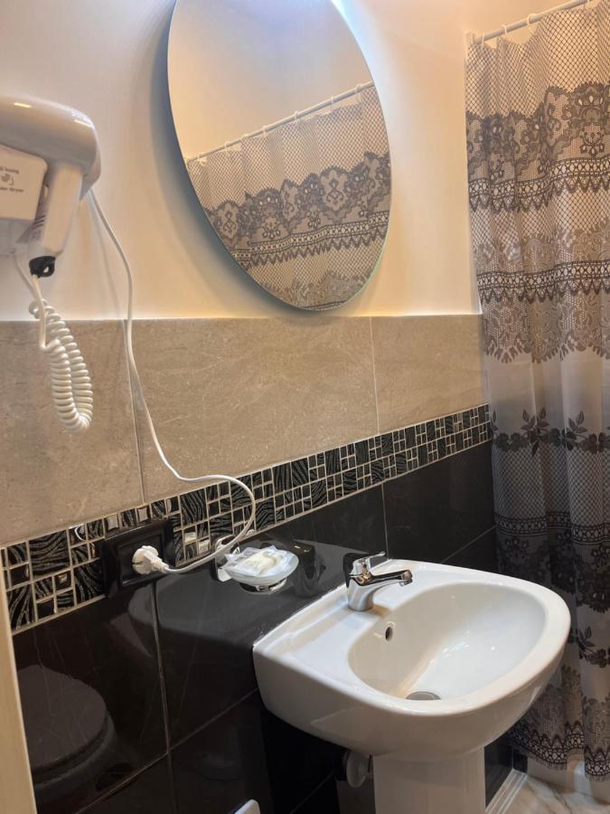 Hotel Poerio Naples Luaran gambar