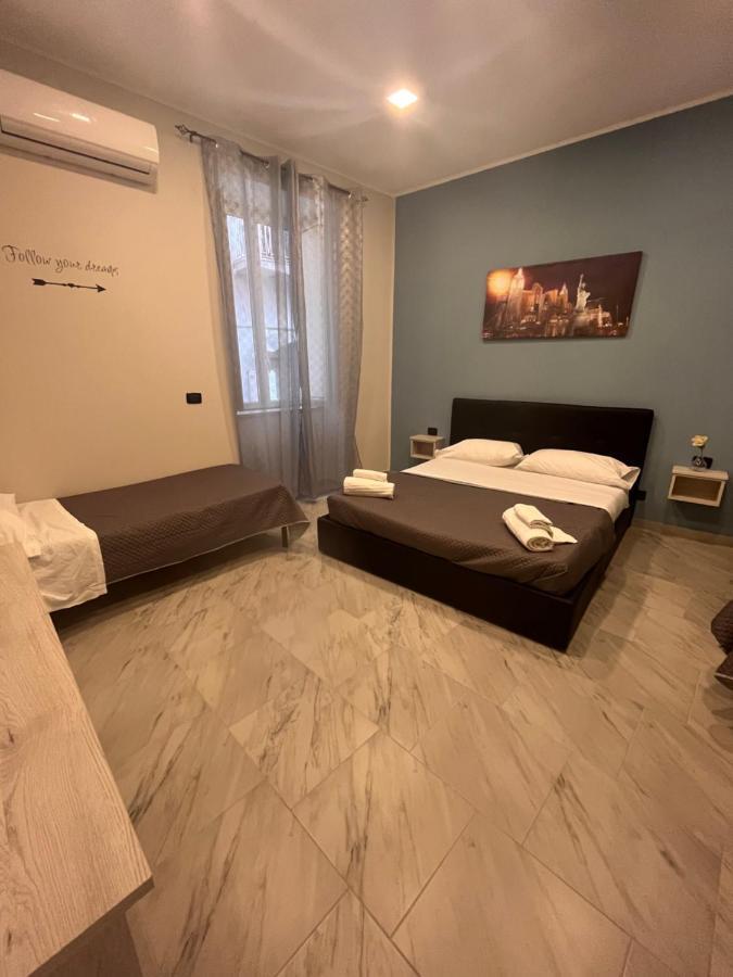 Hotel Poerio Naples Luaran gambar