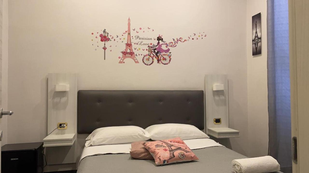 Hotel Poerio Naples Luaran gambar