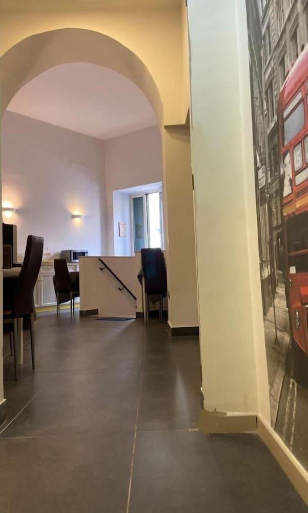 Hotel Poerio Naples Luaran gambar